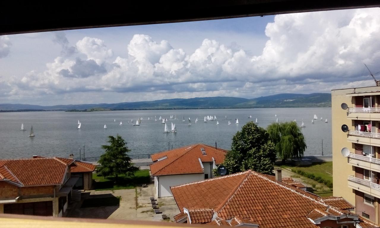Apartman "Soba Sa Pogledom" Golubac Buitenkant foto